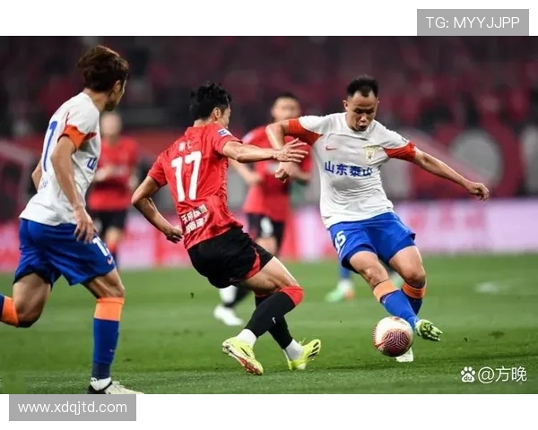 成都蓉城迎战强敌 力争主场胜利全力拼搏展现球队雄心